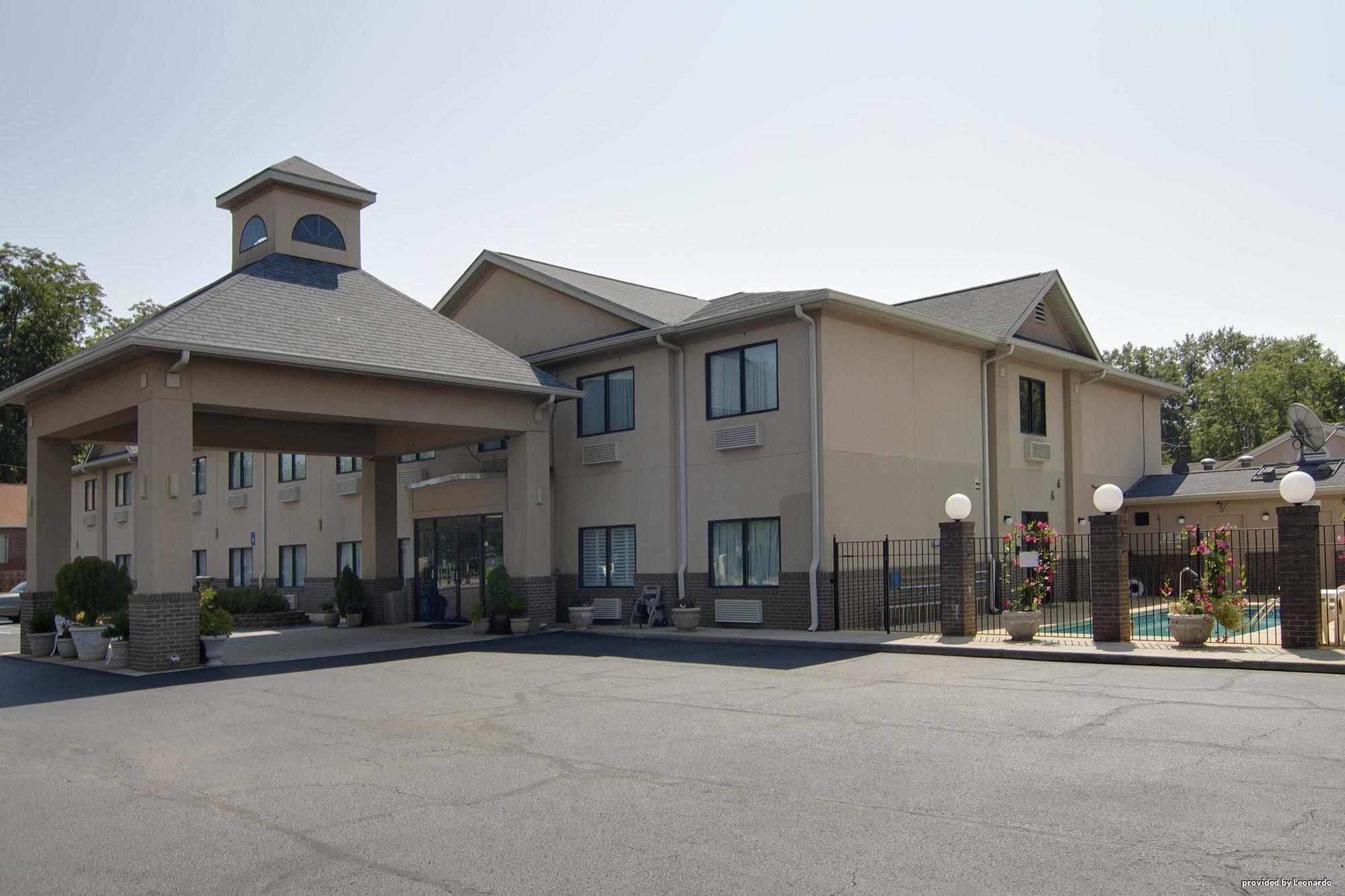 Econo Lodge Уэйнсборо Экстерьер фото