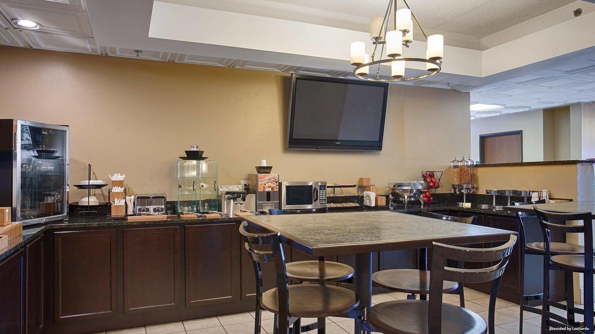 Econo Lodge Уэйнсборо Экстерьер фото